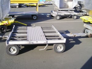 What Is the Difference Between a Dolly, Hand Truck, and a Folding Hand Truck?